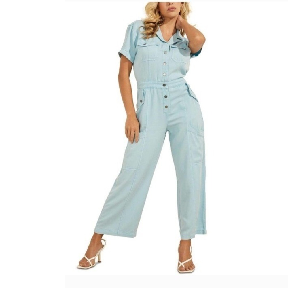 Guess Denim Cargo Wide Leg Jumpsuit Women L Light Blue Button Front Utility Chic